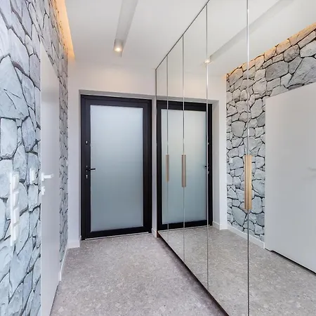 -czarna Gora- Black Apart- Widok Na Tatry, Jacuzzi, Bilard, Game *